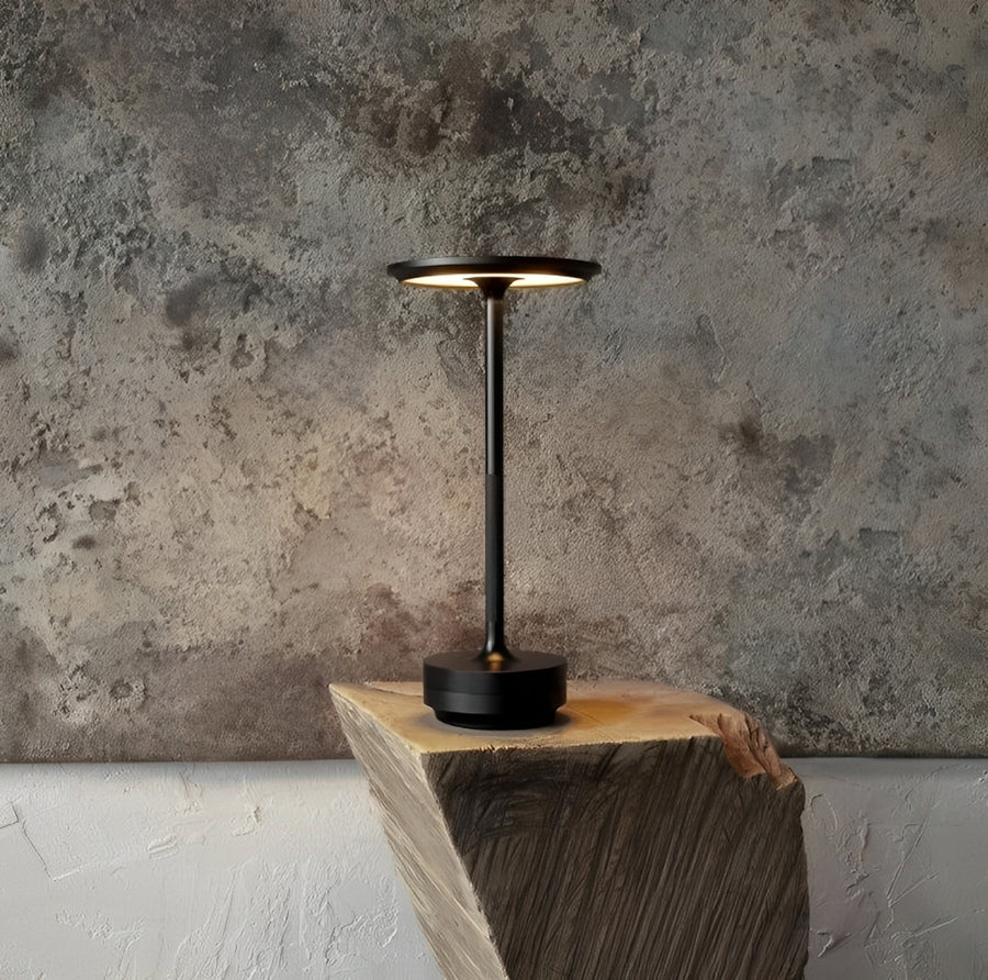 Apex Desk Lamp