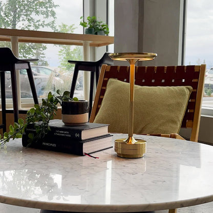 Apex Desk Lamp
