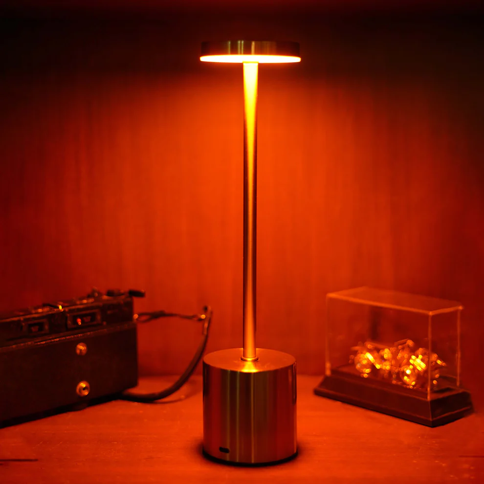 Tower Desk Lamp