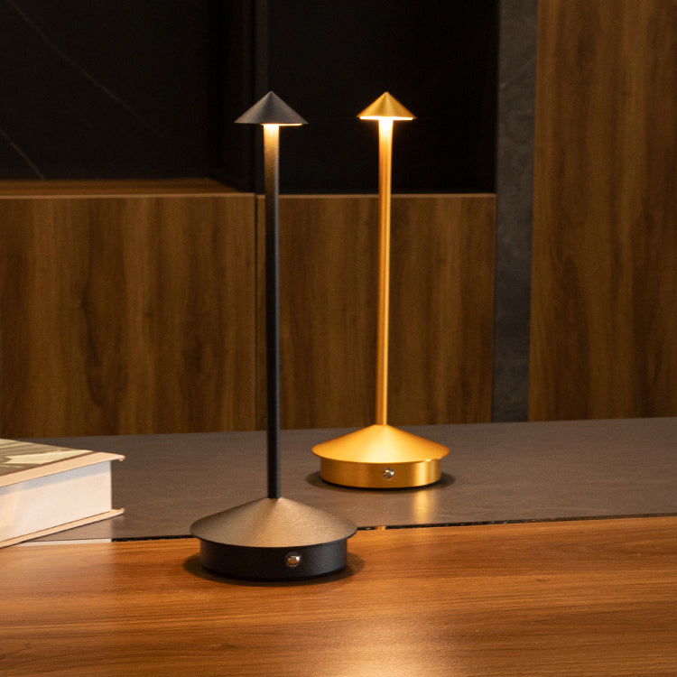 Gloom Desk Lamp