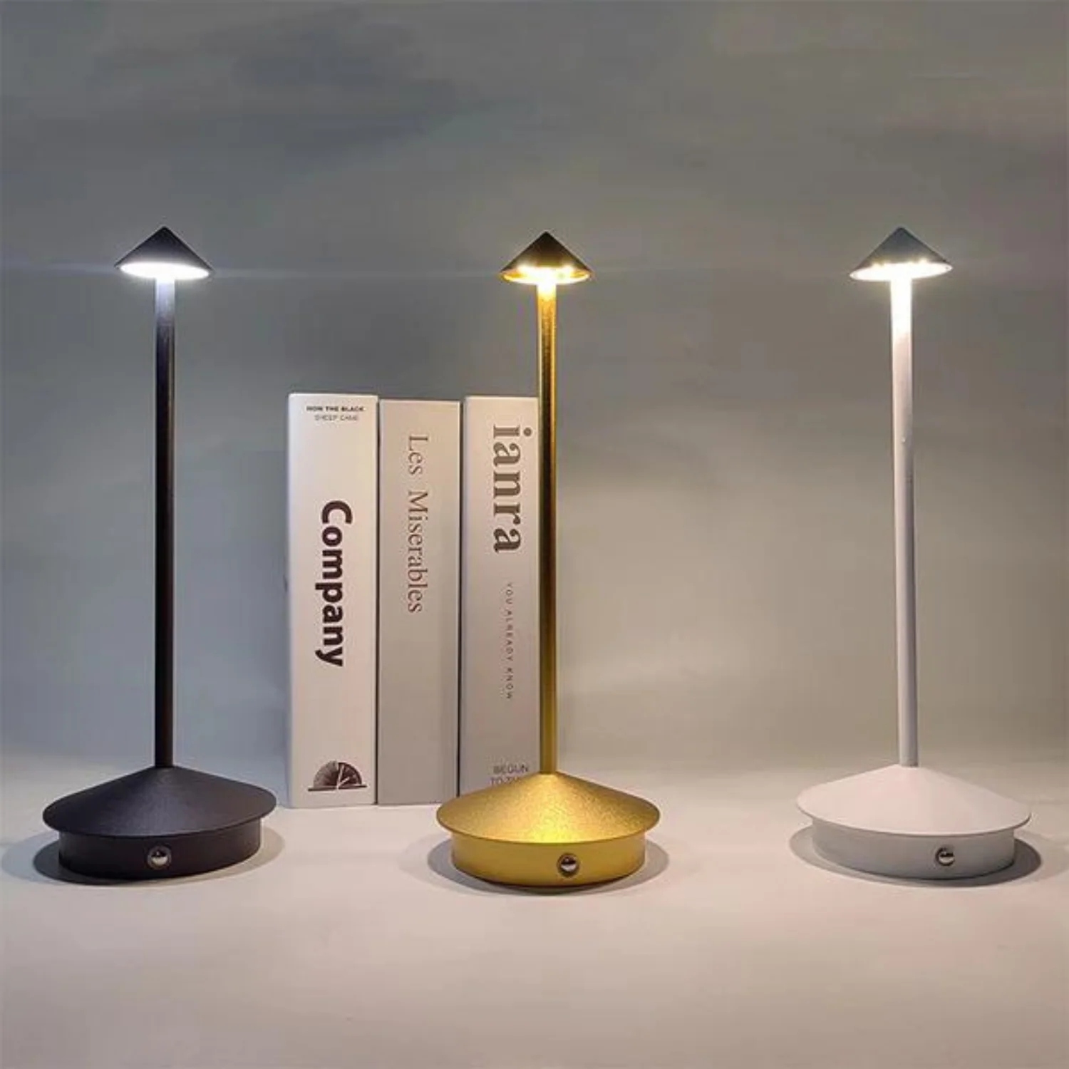 Gloom Desk Lamp
