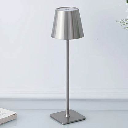 Nova Desk Lamp