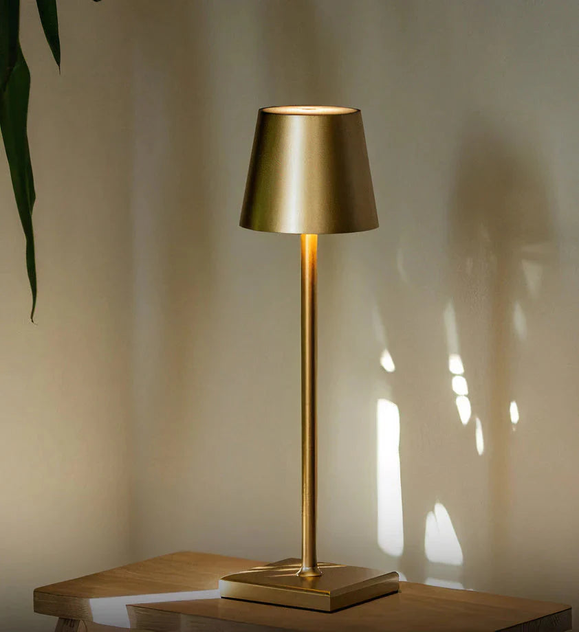 Nova Desk Lamp